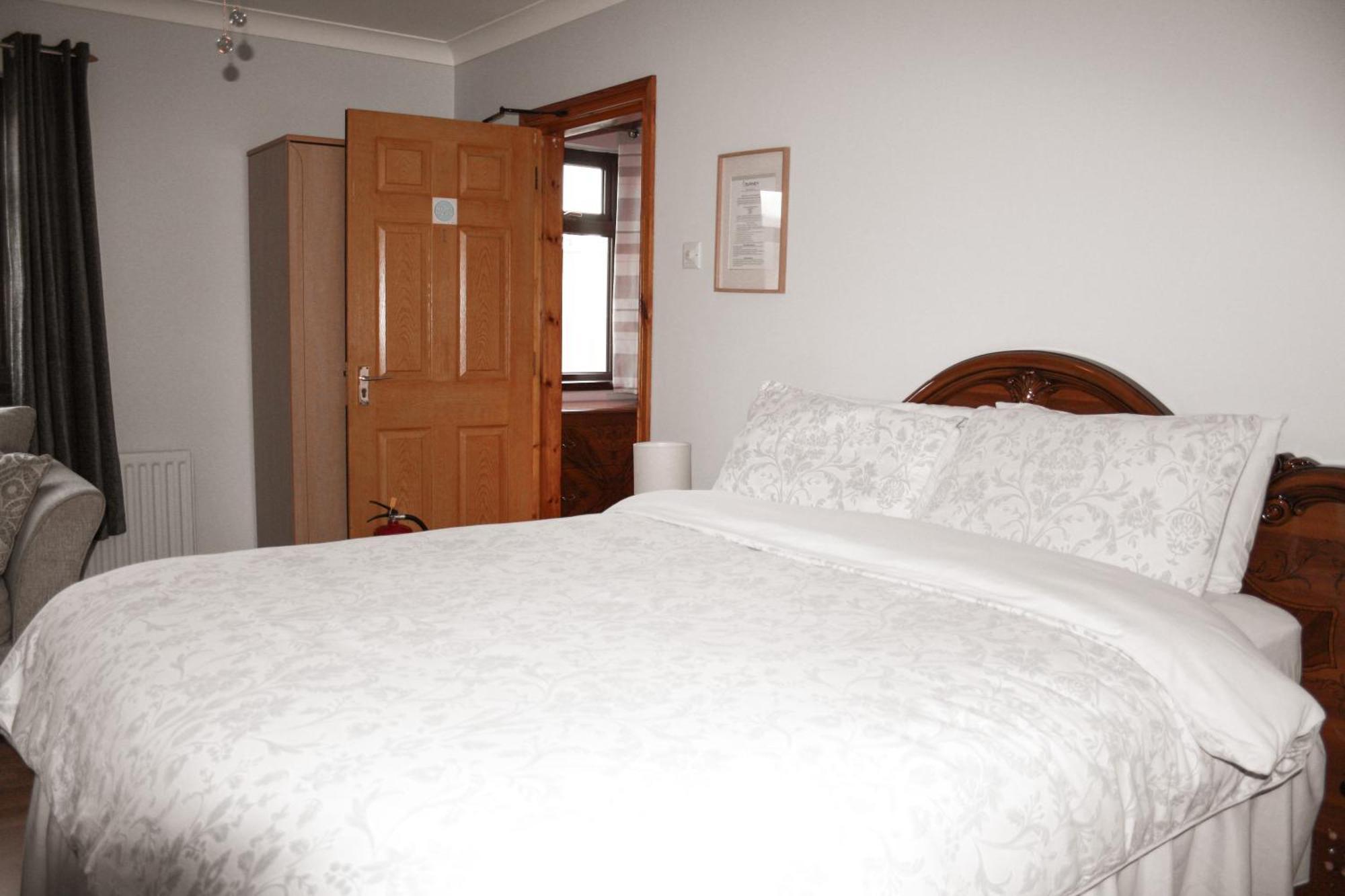 The Coach Inn Strabane Luaran gambar