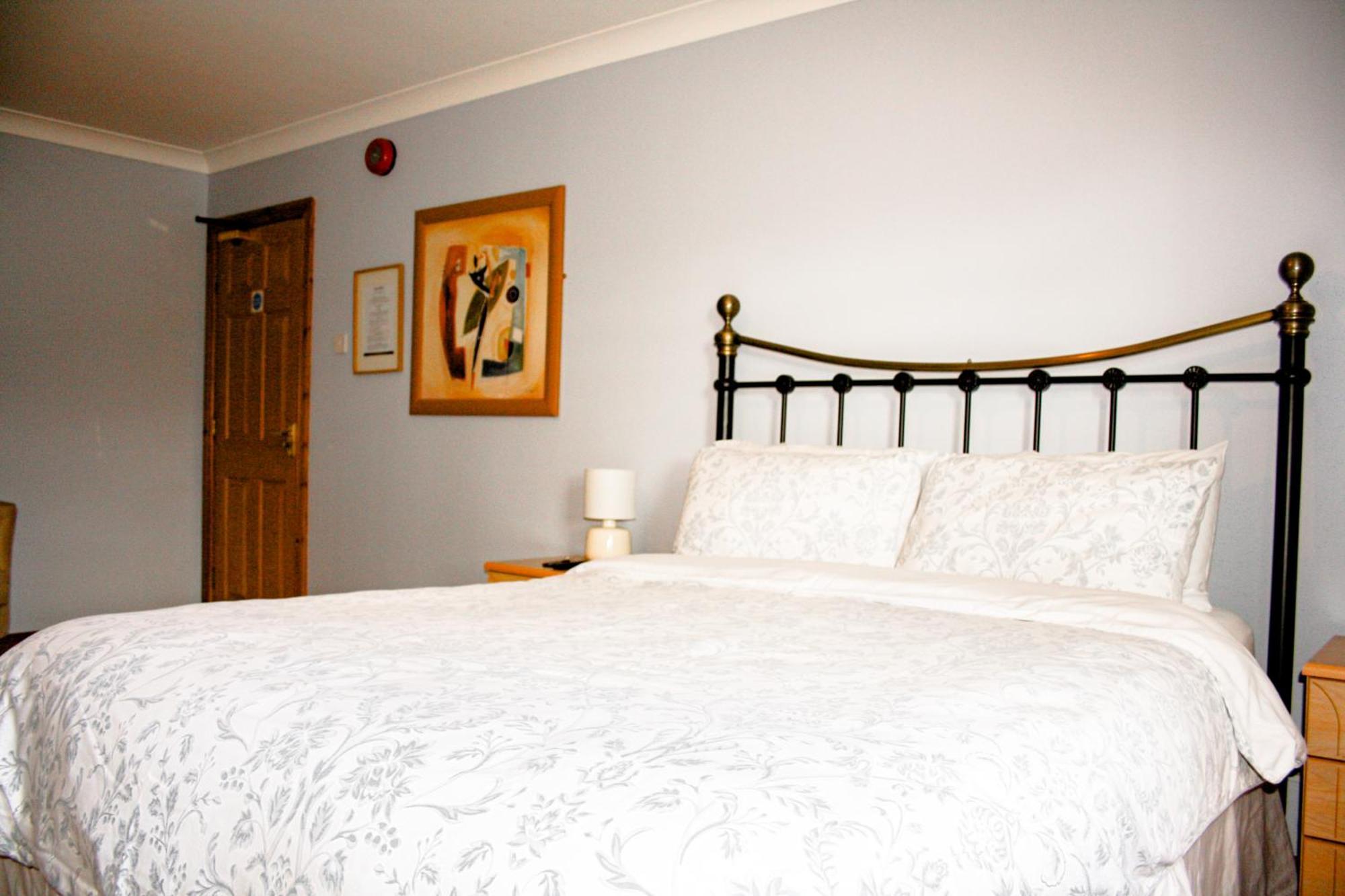 The Coach Inn Strabane Luaran gambar